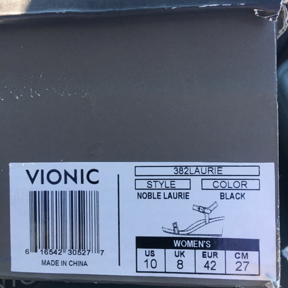 Vionic size 10 brand new in box